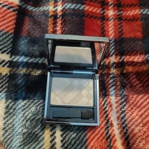 Burberry Sheer Eyeshadow No. 22 Pale Barley